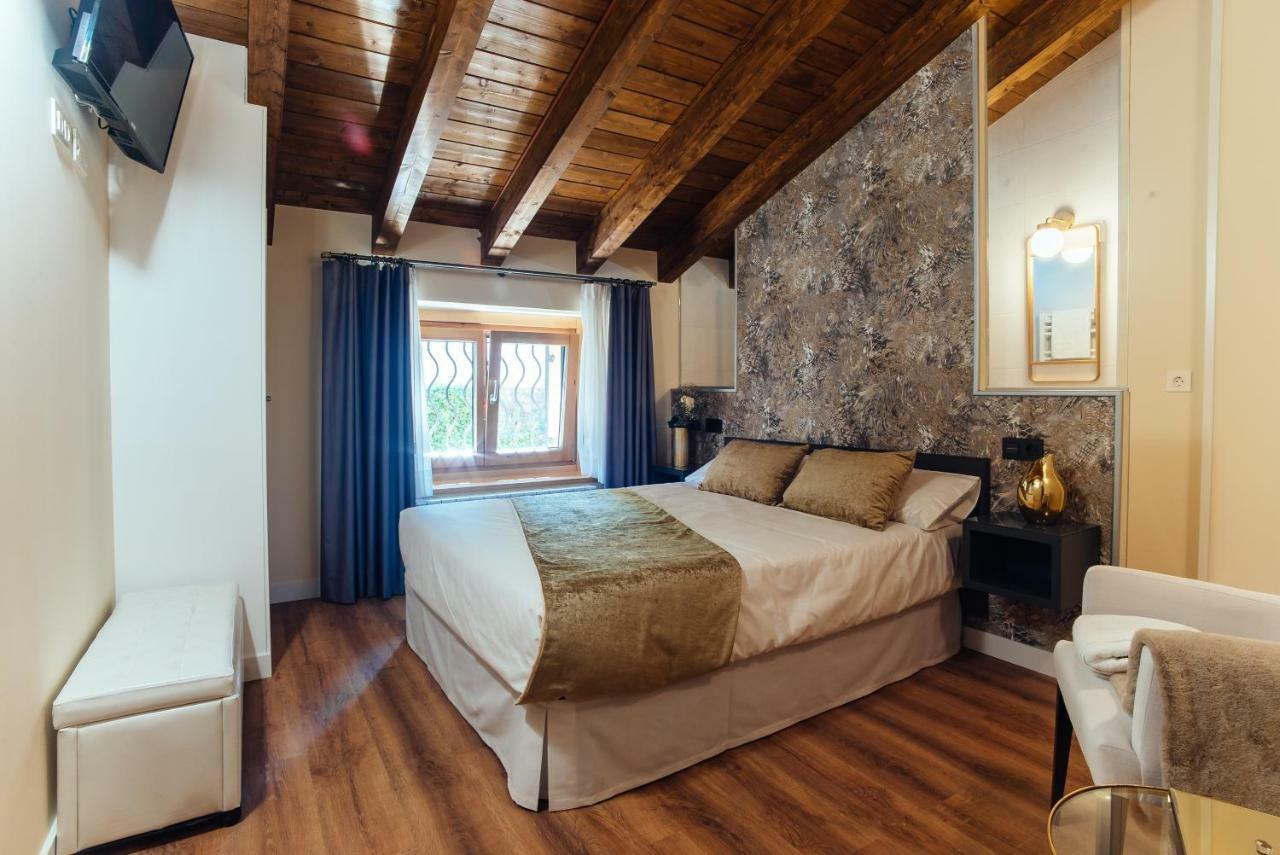 Hotel Rural Pinares De Soria Molinos de Duero Esterno foto