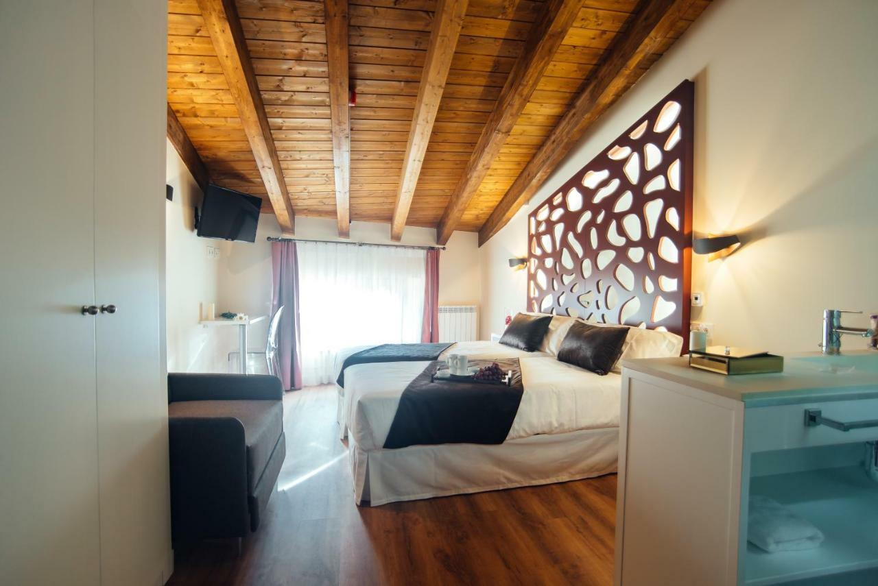Hotel Rural Pinares De Soria Molinos de Duero Esterno foto